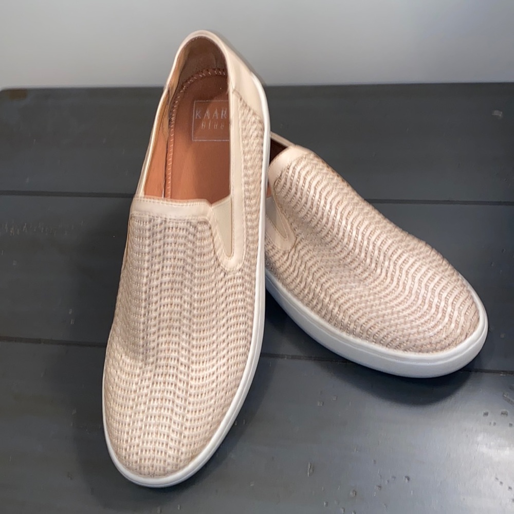 Kari Blue slip- on loafers Size 11